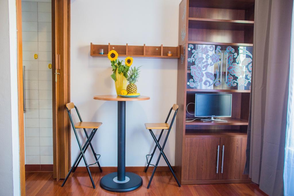 Garibaldi Central Nest Milano Eksteriør billede